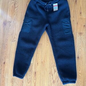 Nike air jordan sherpa pants black men Size large NEW